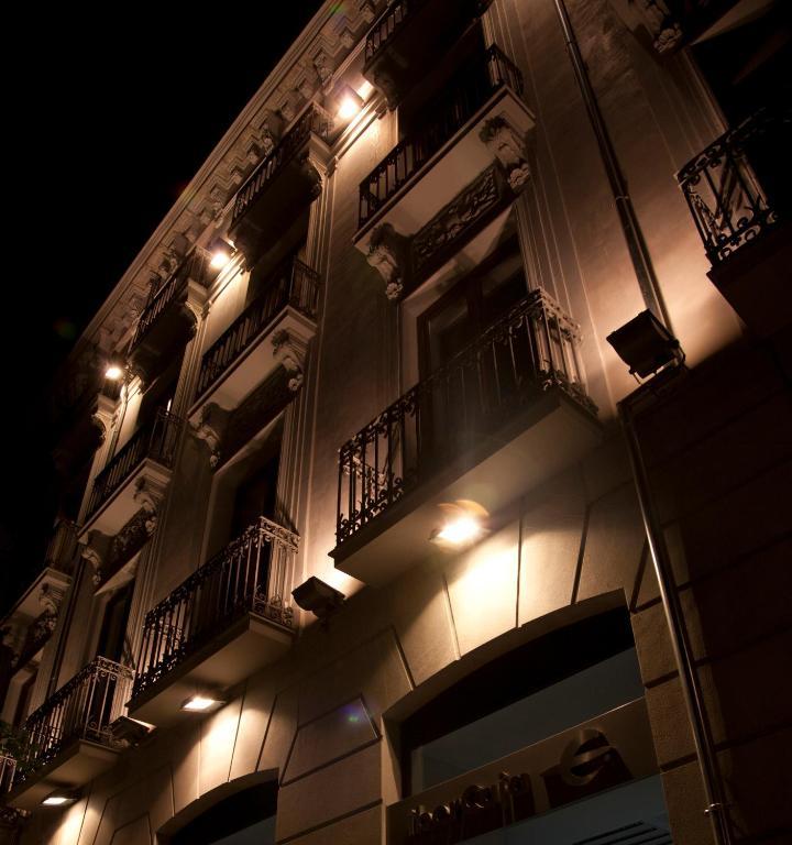 Bibo Suites Gran Via Granada Exterior photo